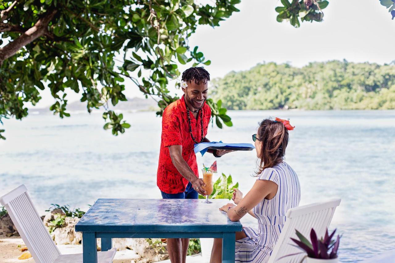 Turtle Bay Lodge Luganville Exterior foto